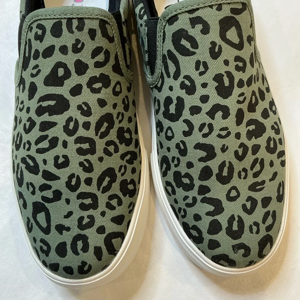RipNDip Leopard Print Slip-On Sneakers Black and Green Size 8